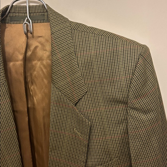 Hugo Boss (42R) - Picture 3 of 15